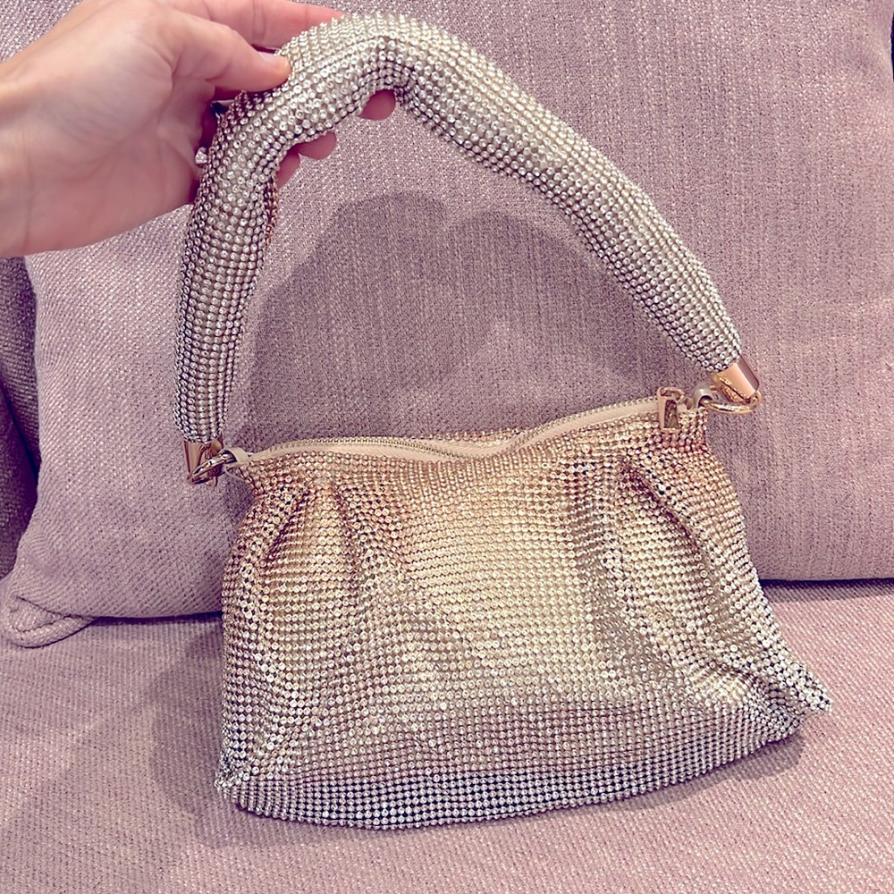 💛NWT Gold Rhinestone Beaded Women's Slouchy Bag with handle